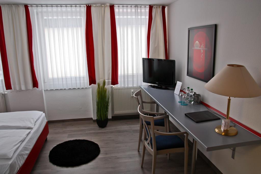 Hotel Postbauer-Heng, E-Mobilitaet, Ladestationen Fuer Elektroautos Oda fotoğraf